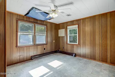 832 Rodgers Street, Lanoka Harbor, NJ 08734 - Photo 17