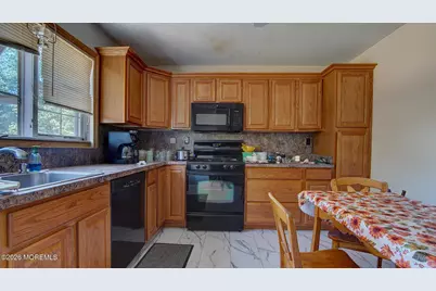 39 Tilton Avenue, Toms River Township, NJ 08757 - Photo 11