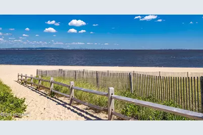 425 Bayview Avenue, Union Beach, NJ 07735 - Photo 11