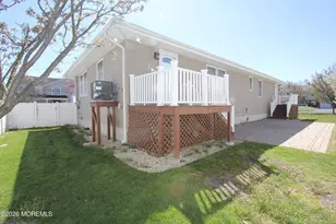 105 Milford Rd, Neptune Township, NJ 07753 - Photo 23