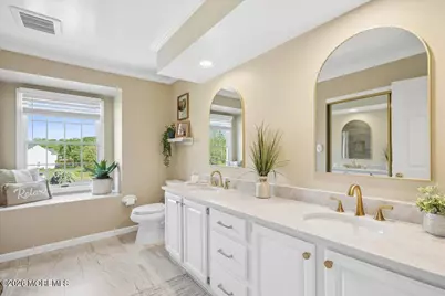 6 Bray Hollow Court, Freehold, NJ 07728 - Photo 33