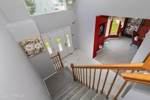 19 Trish Ct, Matawan, NJ 07747 - Photo 19