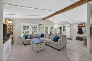 18 Short Oaks Ct, Manalapan Township, NJ 07726 - Photo 5