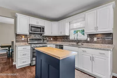 1254 Hereford Close, Toms River Township, NJ 08753 - Photo 9