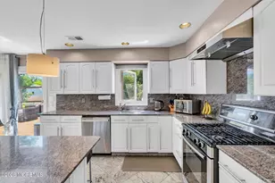 15 Timber Ln, Manalapan Township, NJ 07726 - Photo 9