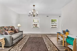 117 Lilac Dr, Toms River Township, NJ 08753 - Photo 9