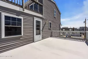 27 Robert Dr, Manahawkin, NJ 08050 - Photo 17