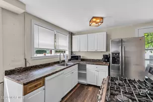 22 Pine Dr, Roosevelt, NJ 08555 - Photo 9