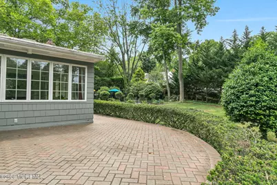 121 Townsend Drive, Middletown, NJ 07748 - Photo 43