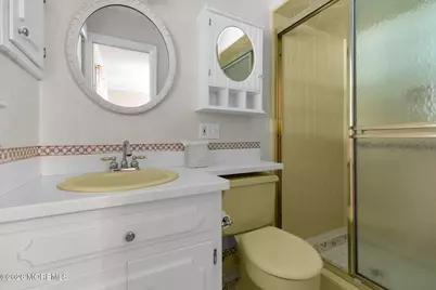 121 Townsend Drive, Middletown, NJ 07748 - Photo 35