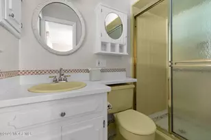 121 Townsend Dr, Middletown, NJ 07748 - Photo 35