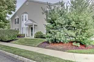 7 Augusta Dr, Manalapan Township, NJ 07726 - Photo 3
