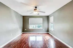 7 Augusta Dr, Manalapan Township, NJ 07726 - Photo 17