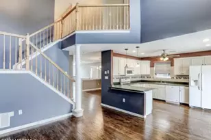 7 Augusta Dr, Manalapan Township, NJ 07726 - Photo 9