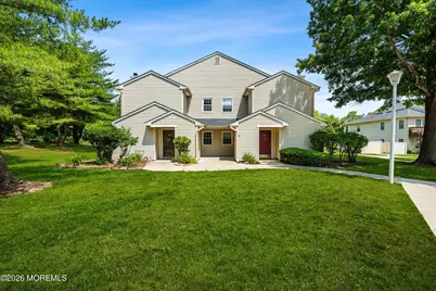 471 Hawthorne Place, Morganville, NJ 07751 - Photo 35