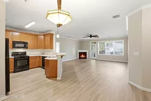 313 Mill Pond Wy, Eatontown, NJ 07724 - Photo 3