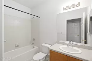 313 Mill Pond Wy, Eatontown, NJ 07724 - Photo 11