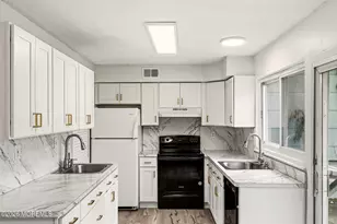 127 Downing St, Lakewood, NJ 08701 - Photo 11