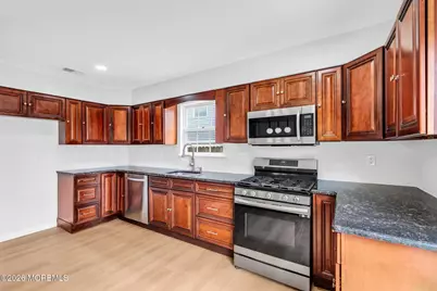 610 Bayview Avenue, Union Beach, NJ 07735 - Photo 19