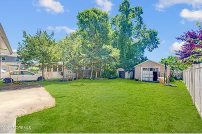 618 Parkside Avenue, Toms River Township, NJ 08753 - Photo 3