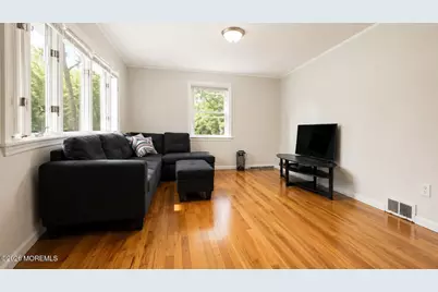 409 Wells Avenue, Oakhurst, NJ 07755 - Photo 7