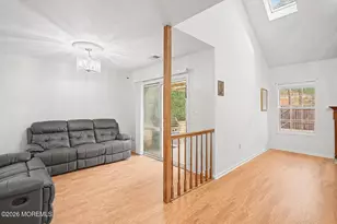 521 Woodbine Ln, Lakewood, NJ 08701 - Photo 13