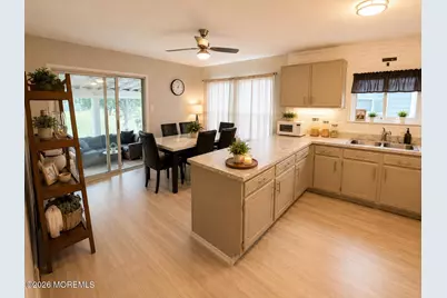 28 Bananier Drive, Toms River Township, NJ 08757 - Photo 5