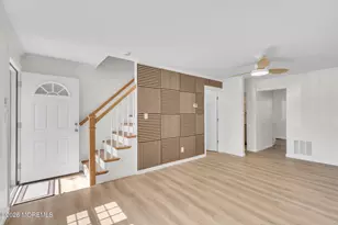 566 Labanna Ct, Brick, NJ 08724 - Photo 3