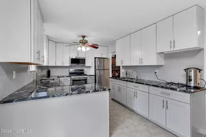 429 Rose Court, Lakewood, NJ 08701 - Photo 9