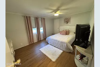 440 Charles Place, Freehold, NJ 07728 - Photo 13