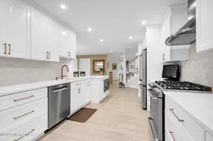 26 Hickory Ln, Little Silver, NJ 07739 - Photo 13