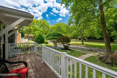 8 W Lake Road, Red Bank, NJ 07701 - Photo 33