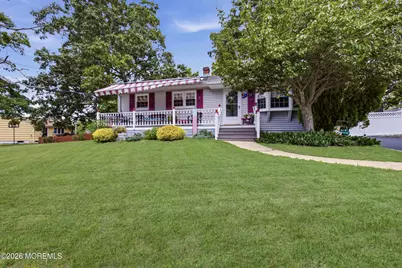 4 Roosevelt Terrace, Howell Township, NJ 07731 - Photo 3