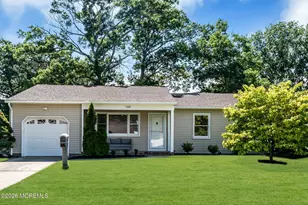 160 Berkeley Dr, Brick, NJ 08724 - Photo 3