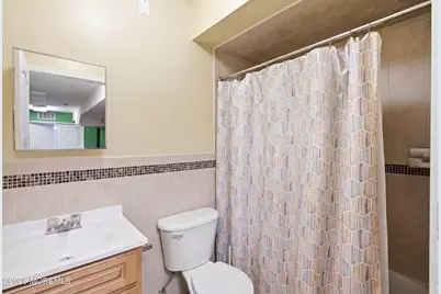 21 Kingsfield Drive, Lakewood, NJ 08701 - Photo 27
