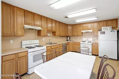 21 Kingsfield Drive, Lakewood, NJ 08701 - Photo 13