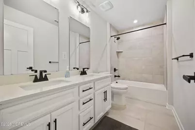 18 Annapolis Street, Farmingdale, NJ 07727 - Photo 23
