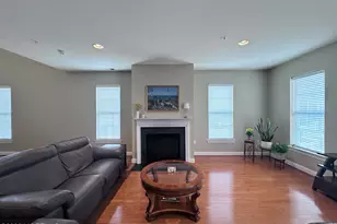 512 Abby Rd, Middletown, NJ 07748 - Photo 3