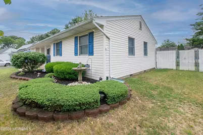 1035 Valley Stream Road, Toms River Township, NJ 08753 - Photo 3