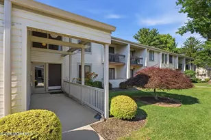 5 Avon Dr E, East Windsor Township, NJ 08520 - Photo 3