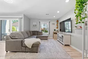5 Avon Dr E, East Windsor Township, NJ 08520 - Photo 5