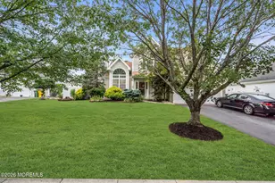42 Crown Cir, Lakewood, NJ 08701 - Photo 11