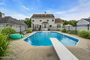 42 Crown Cir, Lakewood, NJ 08701 - Photo 3