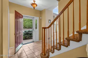 42 Crown Cir, Lakewood, NJ 08701 - Photo 13