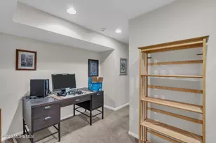 42 Crown Cir, Lakewood, NJ 08701 - Photo 41