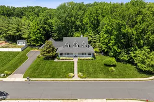 24 Kerr Ln, Matawan, NJ 07747 - Photo 5