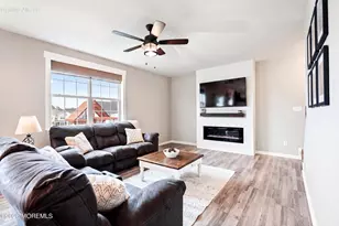 22 Dylan Blvd, Barnegat, NJ 08005 - Photo 9