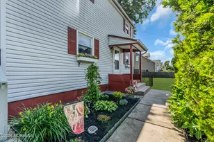 704 Monmouth Pkwy, North Middletown, NJ 07748 - Photo 31