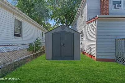 704 Monmouth Parkway, North Middletown, NJ 07748 - Photo 23