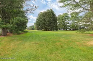 9 Evergreen Ct, Freehold, NJ 07728 - Photo 27